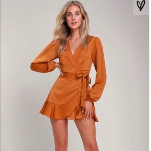 NWT Lulu’s Faux Wrap Mini Dress